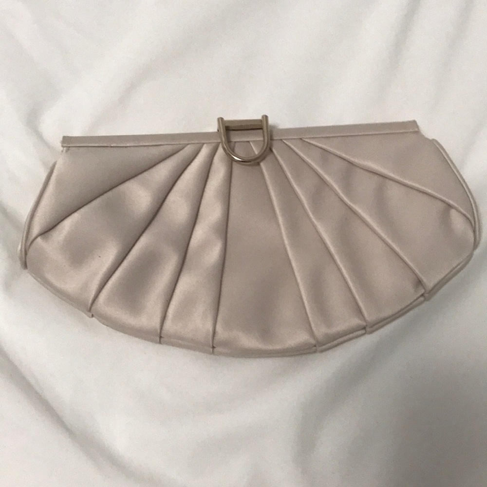 Ann taylor clutch bag